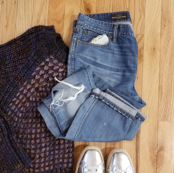 *HOST PICK* ๐ SIZE 28 J.Crew Boyfriend Jean